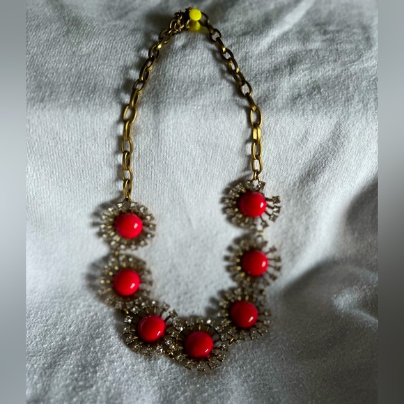 Classic vintage necklaces - Picture 1 of 2
